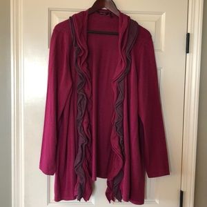 Daisy Fuentes pink cardigan size 3x.